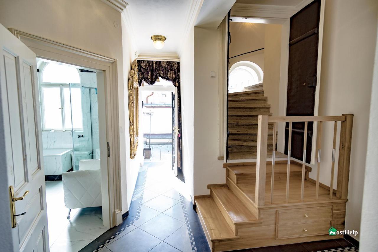 Villa With Hot-Tub, Terrace And Garden, Wenceslass Square Prag Dış mekan fotoğraf